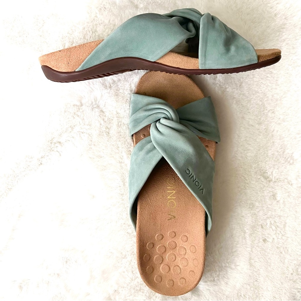 Vionic Shelley Slide Sandal Mint Color Soft Buttery Suede Size 6 - Picture 3 of 13